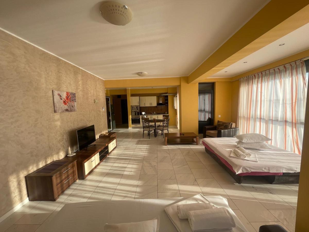 Sophia Lake View Suite Мамая Экстерьер фото