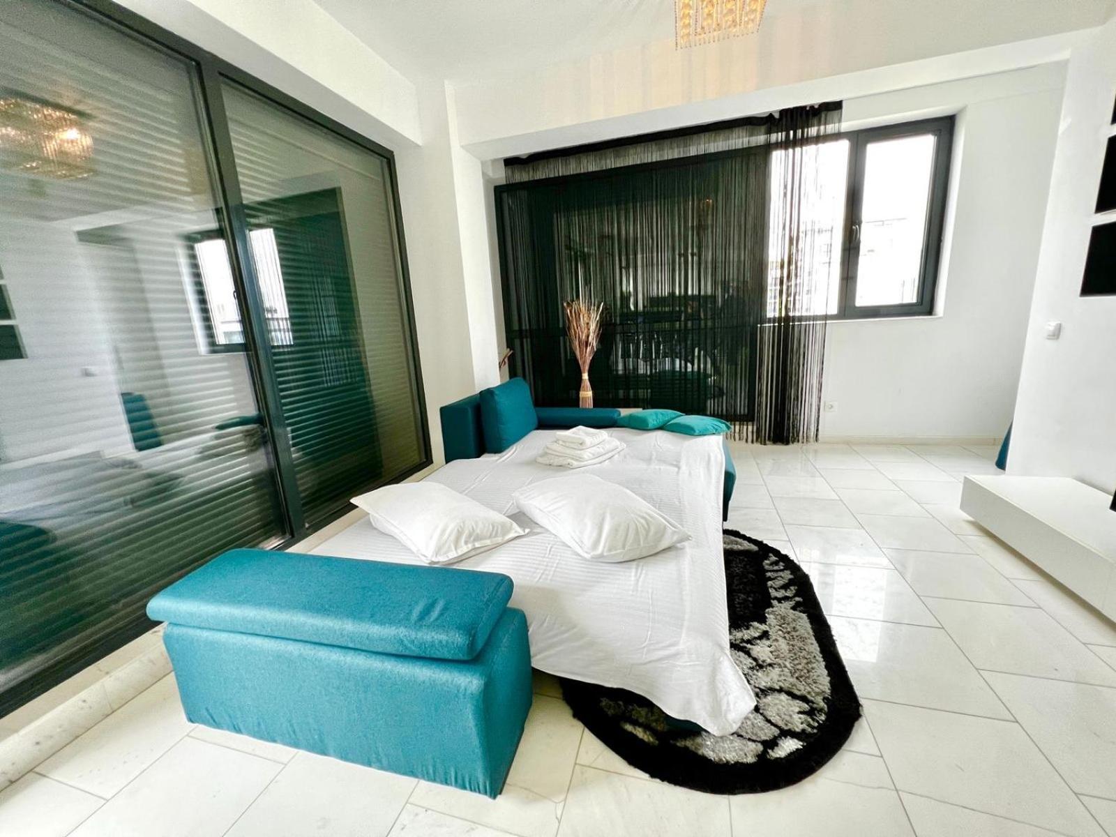 Sophia Lake View Suite Мамая Экстерьер фото